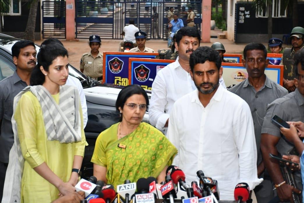 Nara Bhuvaneswari Emotional Words After Meeting With Chandrababu