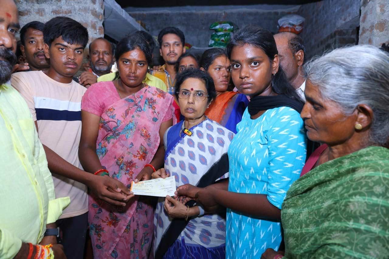 Nara Bhuvaneswari Nijam Gelavali Yatra