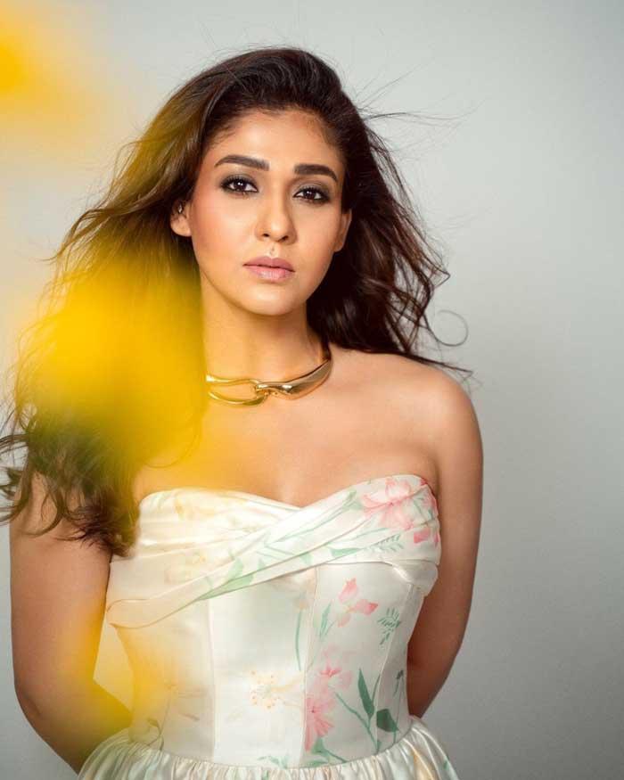 Nayanatara Facing Producers Pressure 