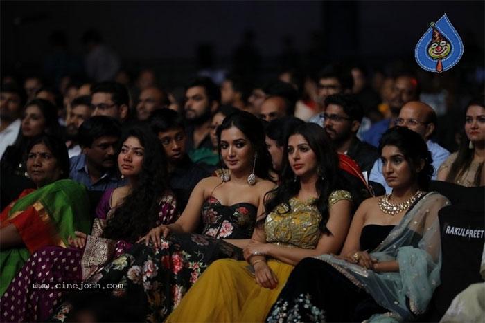 Negative Comments on filmfare awards 2018