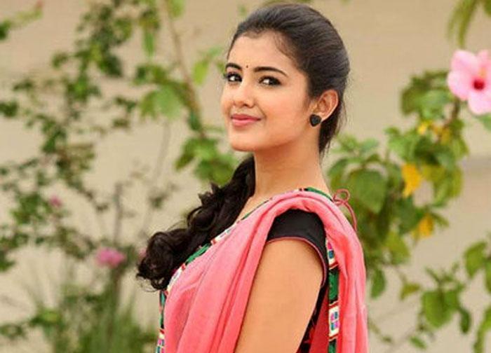 Nela Ticket Team Warning to Heroine