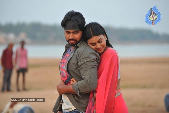New Hero Turns Sakalakala Vallabhudu