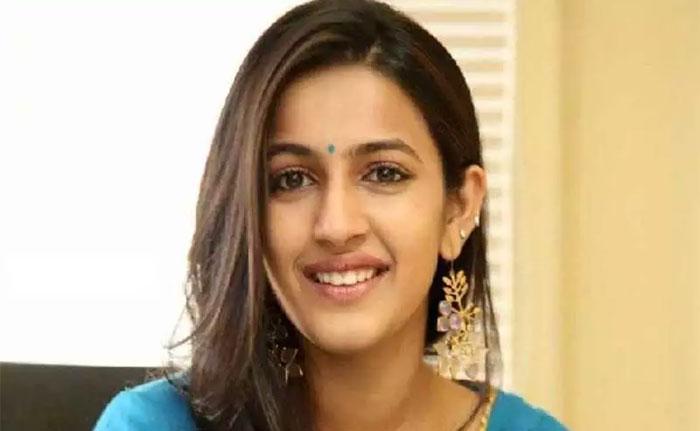 Niharika Revealed The story of Acharya Movie