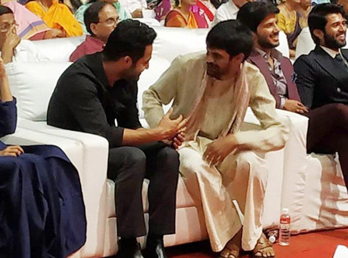 NTR Makes Rangasthalam Actor Mahesh Happy