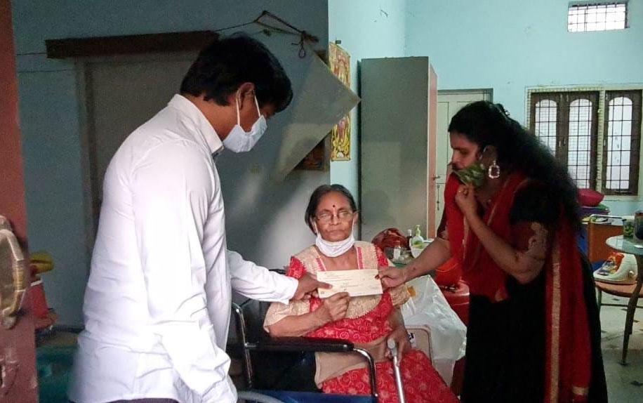 Pavala Shyamala Emotional about Megastar Chiranjeevi Help