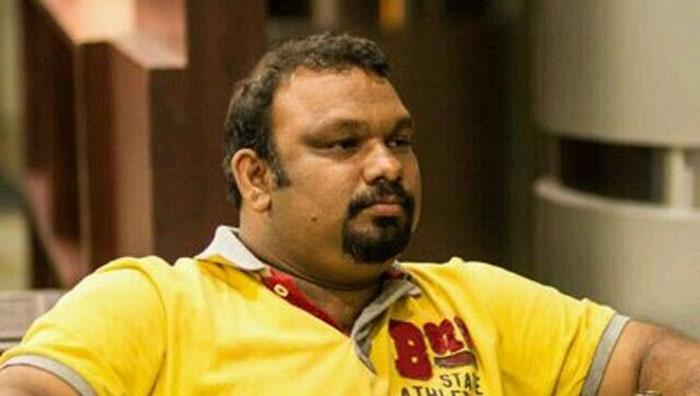 Pawan Fans Again Targets Kathi Mahesh