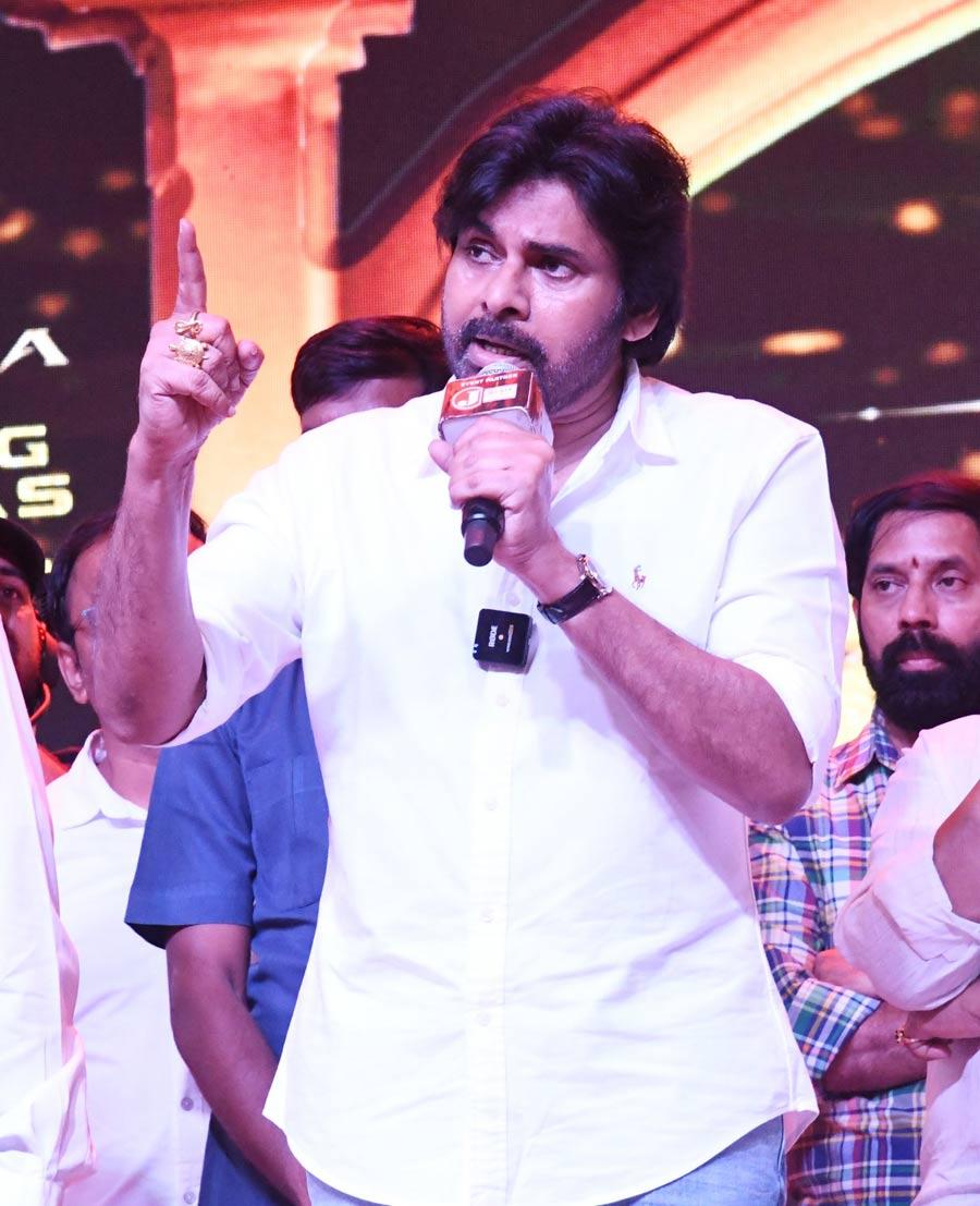 Pawan Kalyan about his friendship with Trivikram