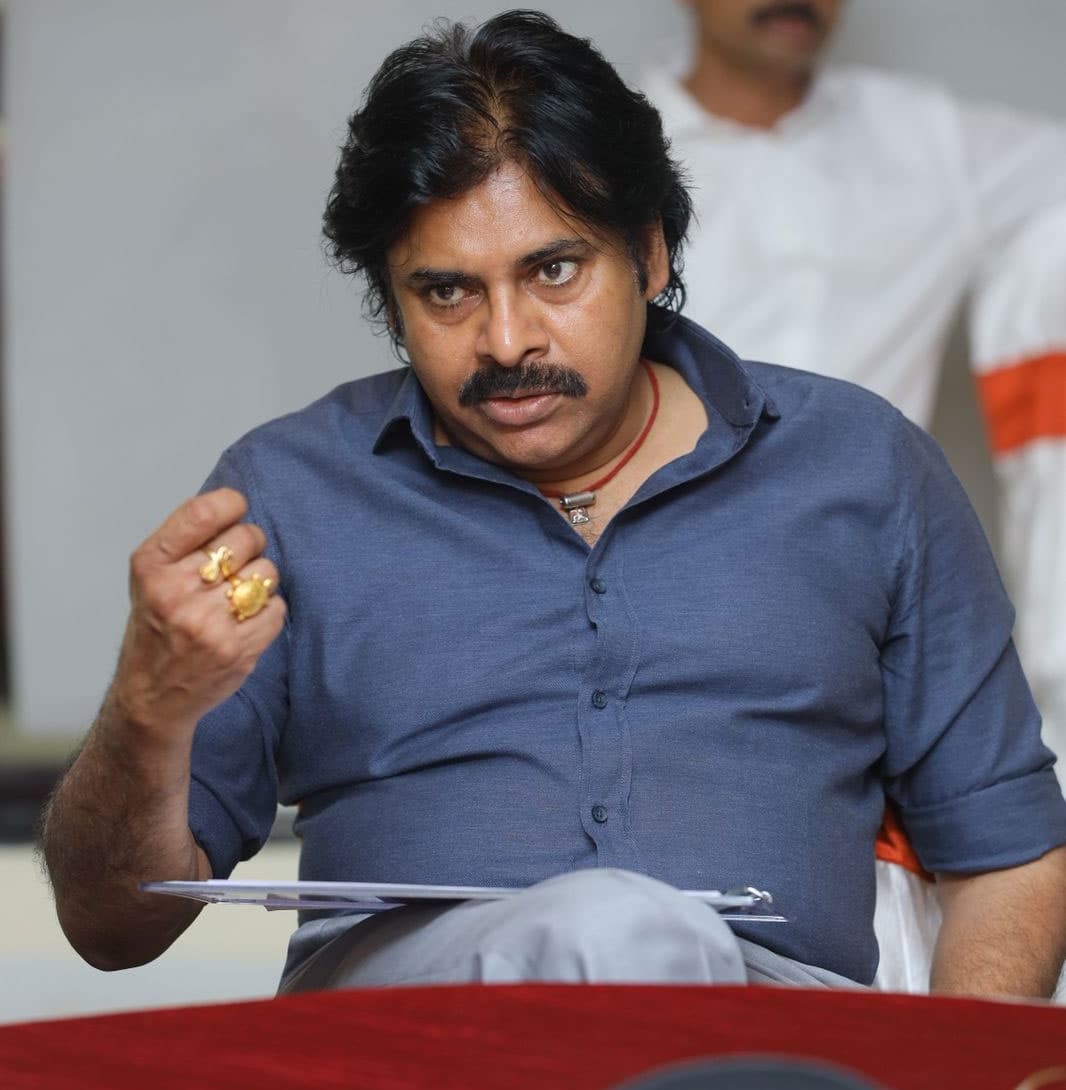 Pawan Kalyan about Prabhas and NTR