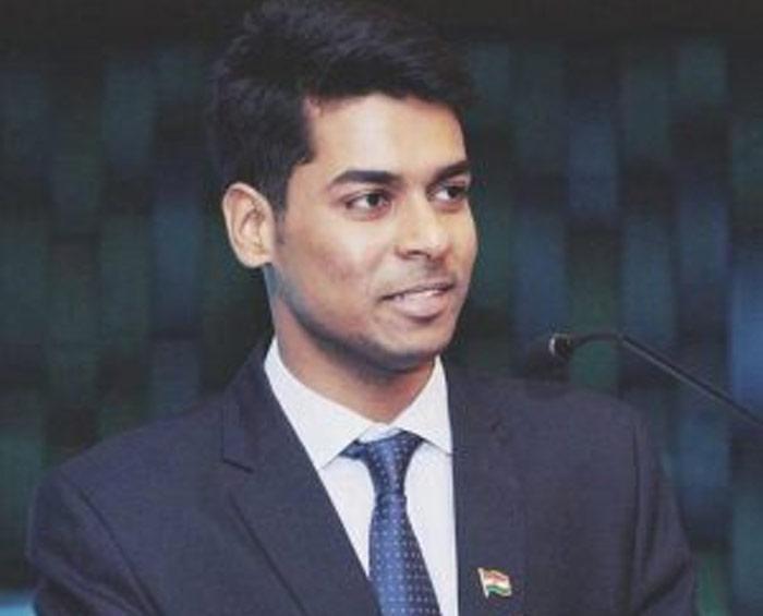 Pawan Kalyan congratulates UPSC topper Anudeep