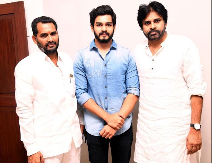 Pawan Kalyan Greetings to Neekosam Team