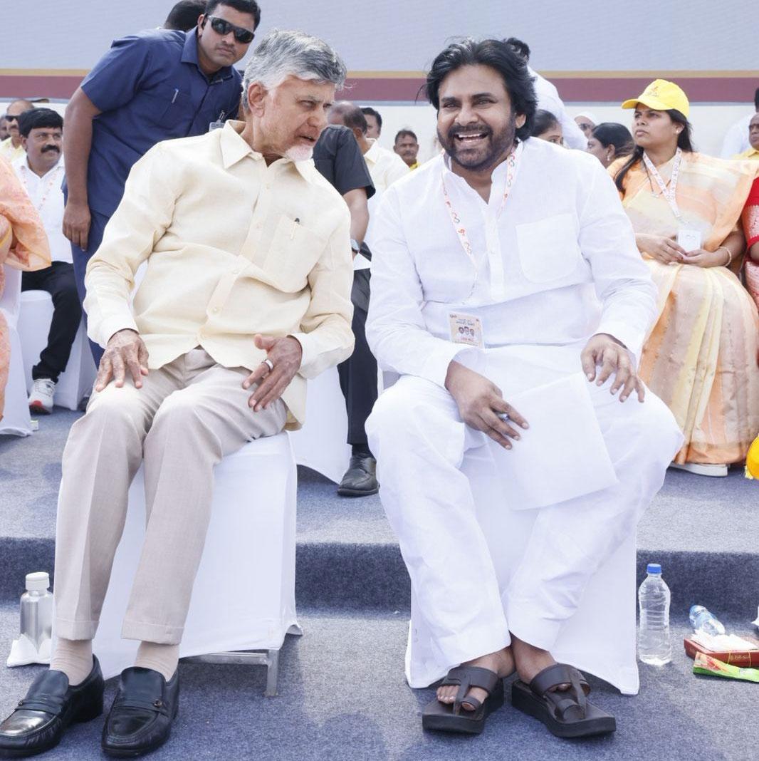 Pawan Kalyan Speech at Super Six Super Hit Public Meeting