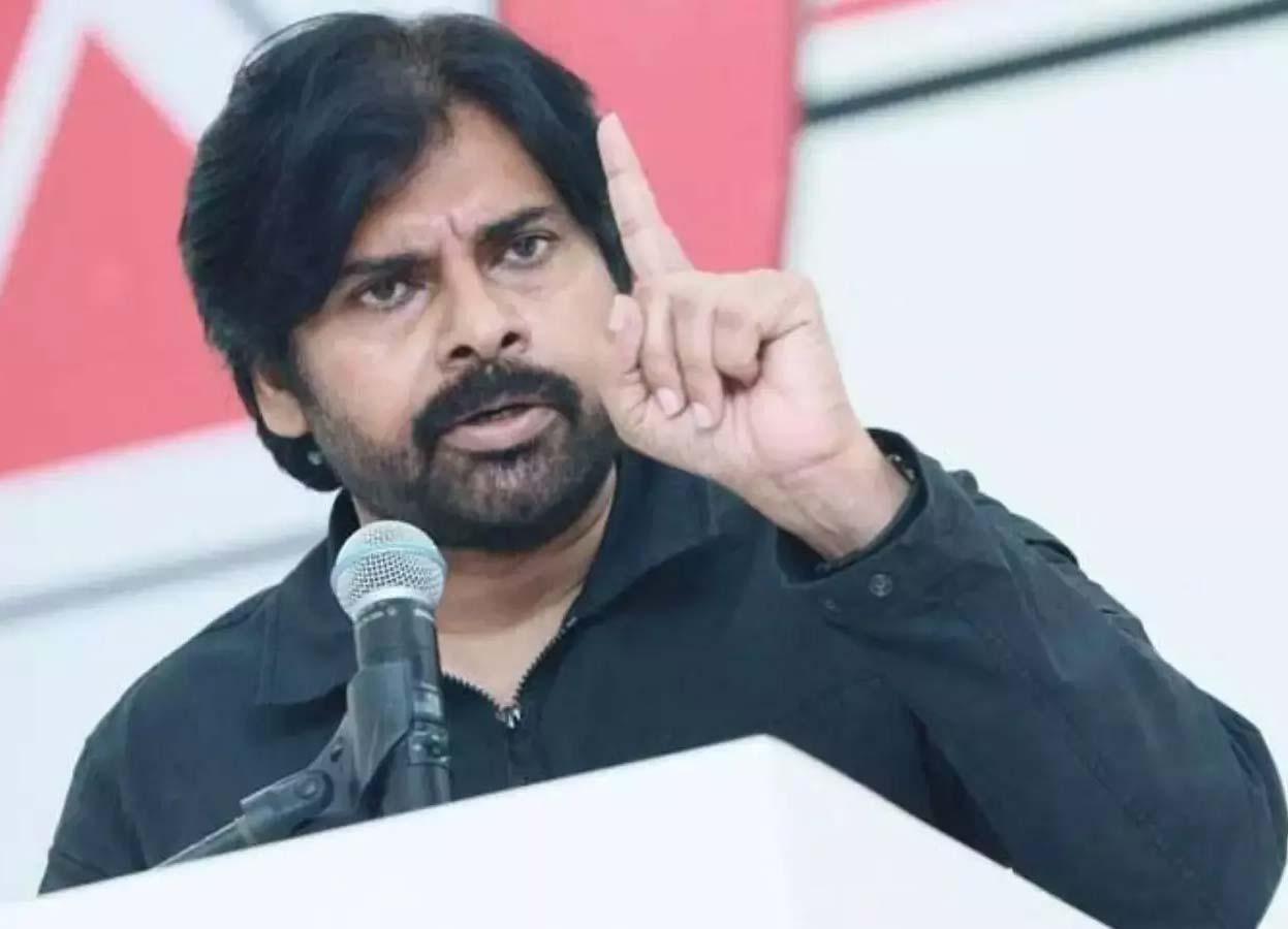 Pawan Kalyan takes a break from films after Ustaad