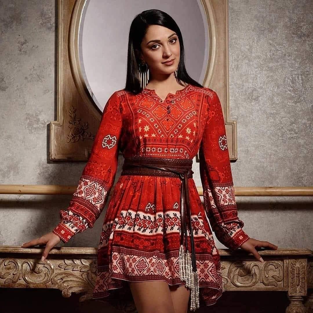 Pic Talk: Kiara Advani Beautiful Glamour Show
