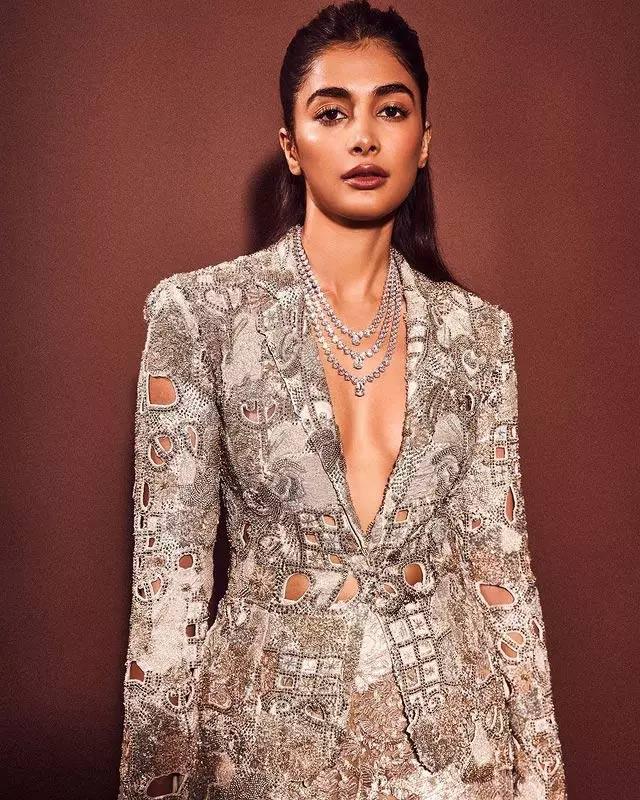 Pooja Hegde gave glamor treat with long gap