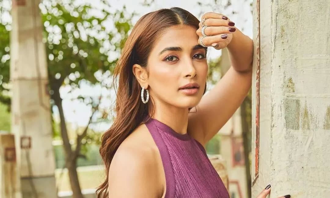 Pooja Hegde out from Guntur Karam