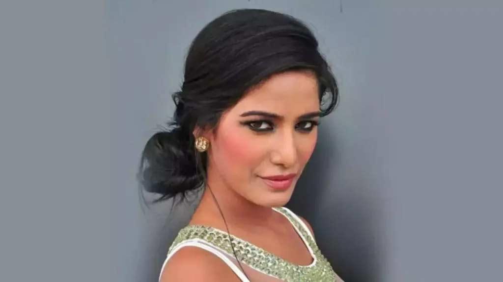 Poonam Pandey dies of cervical cancer