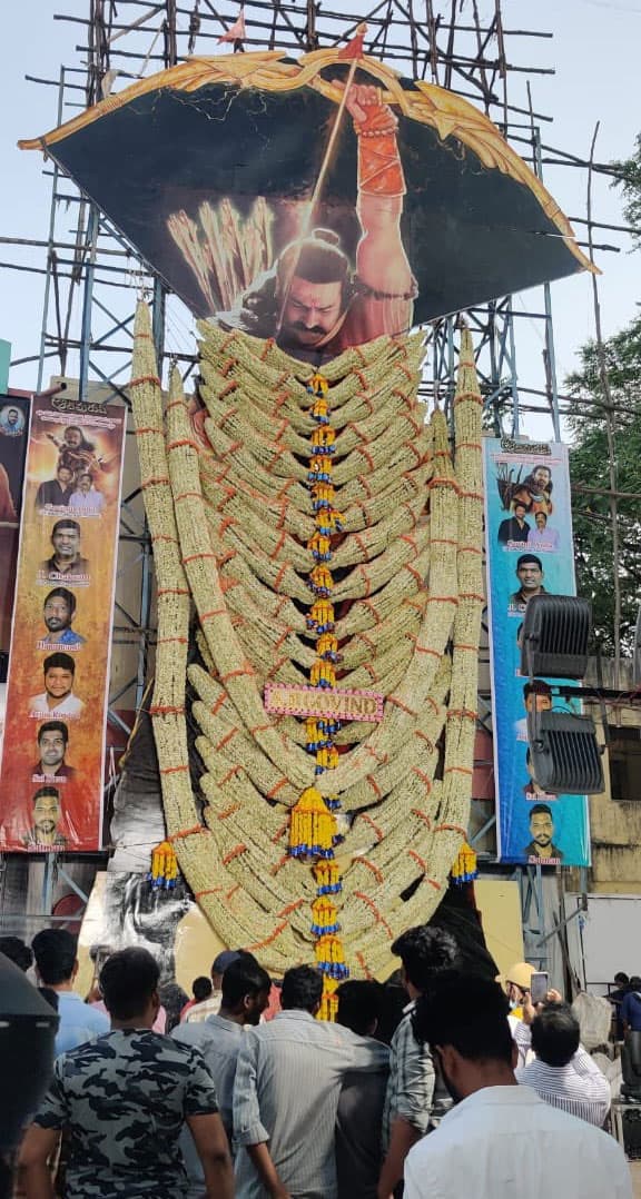 Prabhas fans hungama at RTC cross roads Hyderabad