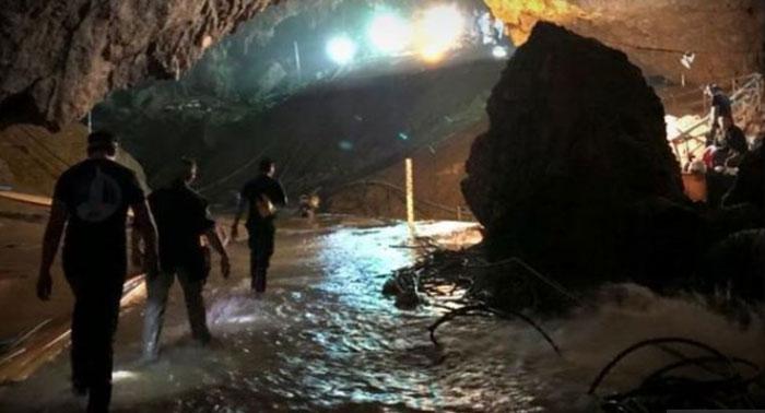 Producers plan movie about Thai cave rescue