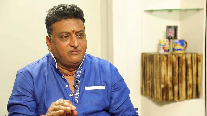 Prudhvi Sensational comments on YCRCP