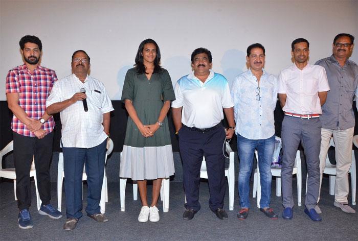 PV Sindhu and Gopichand Watches Kousalya Krishnamurthy