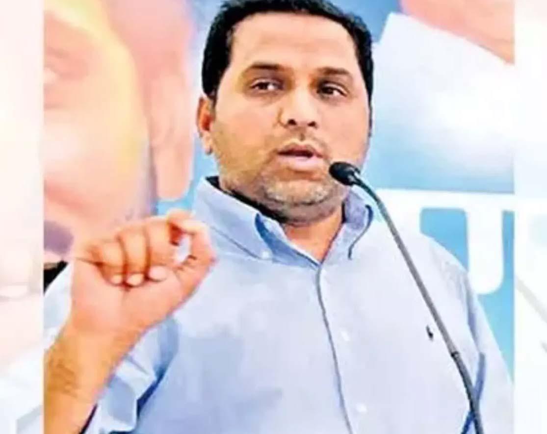 Raj Kasireddy Apprehended at Hyderabad Airport 