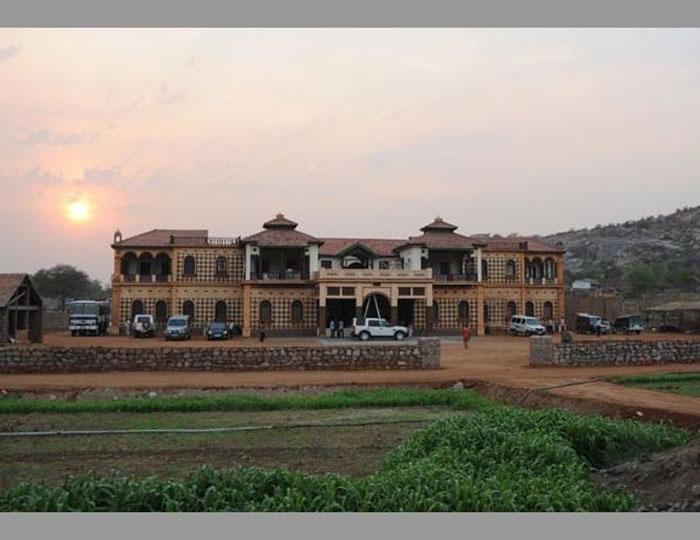 Rajamouli's Farmhouse in 100 Acres Land!