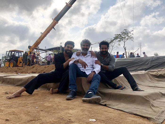 Rajamouli, Ram Charan, NTR On RRR Sets