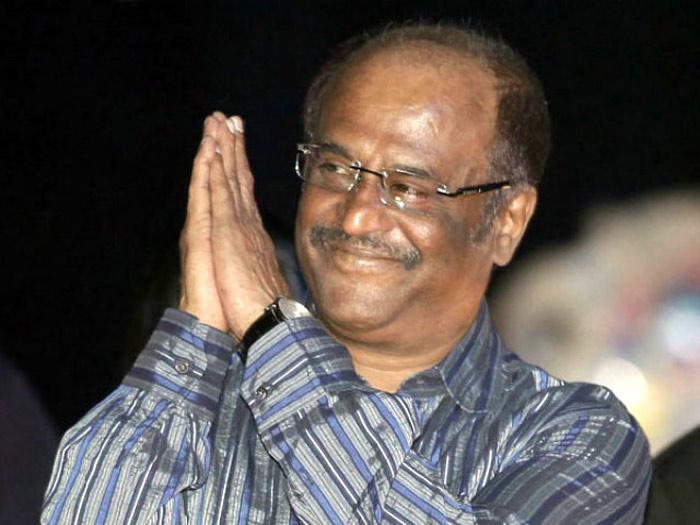 Rajinikanth to Meet Fans to Discuss Politics?