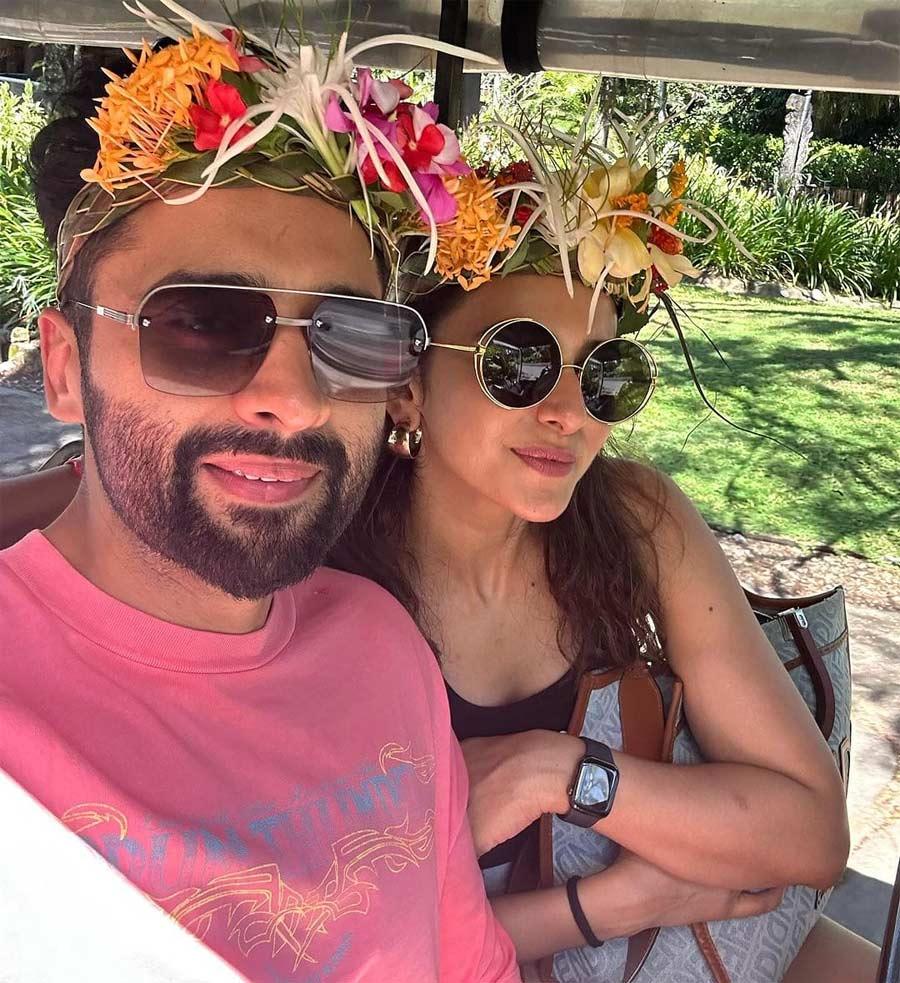 Rakul Preet chilling with her husband Jacky