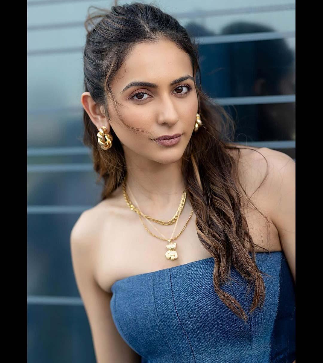 Rakul Preet Comments On Cosmetic Surgery