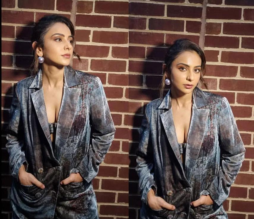 Rakul Preet Latest Glamour Look 