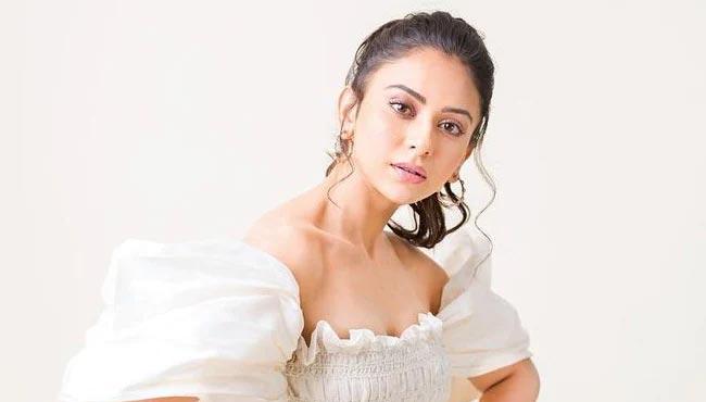 Rakul Preet Singh Cries Why Because..