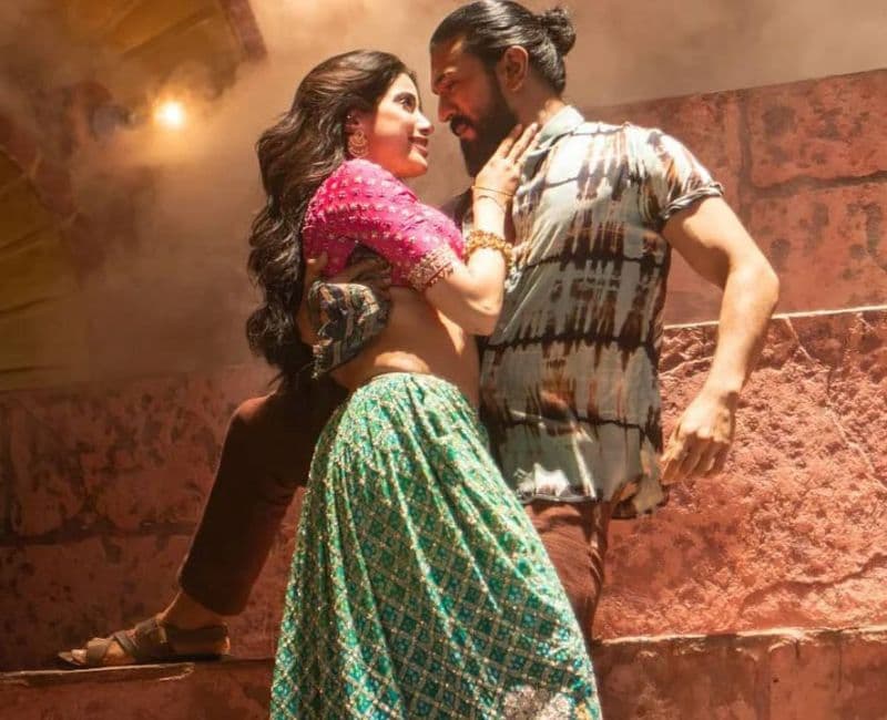 Buchi Babu about Charan-Janhvi chemistry
