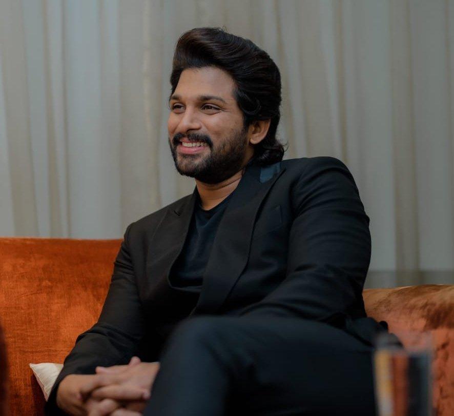 Ram Gopal Varma praises Allu Arjun