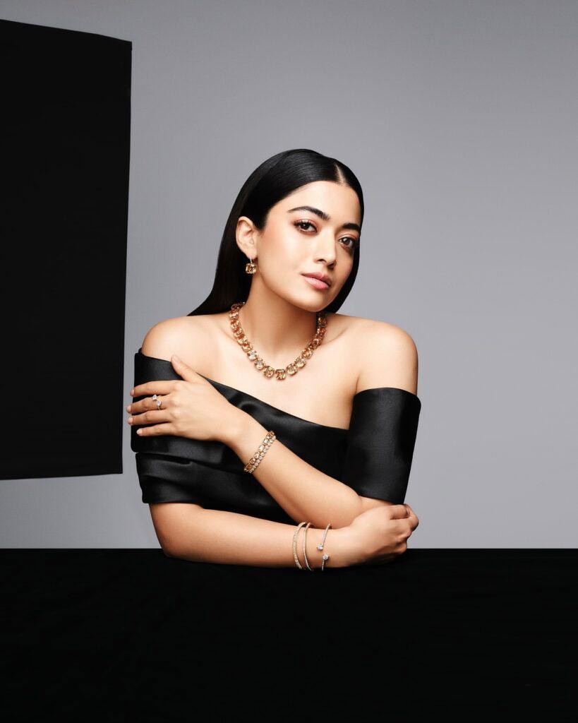 Rashmika Mandanna stylish look