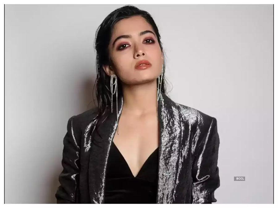 Rashmika to sign her 3rd Bollywood film