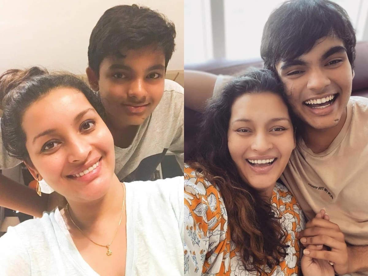  Renu Desai Fire On Pawan Kalyan fans