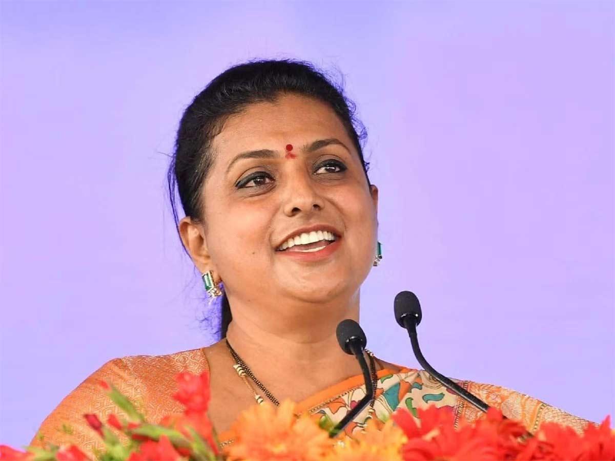 Roja Horoscope before everyone else!
