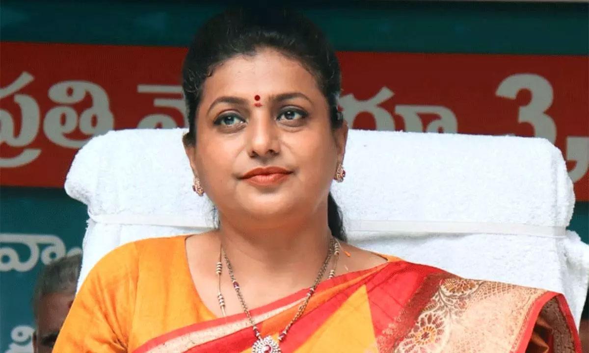 Roja is changing the party.. ?