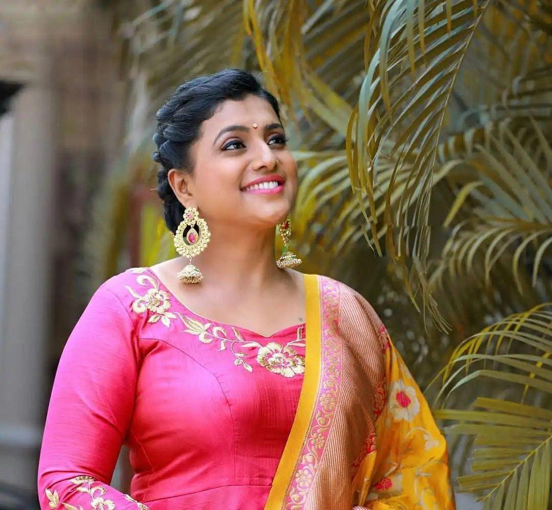 Roja Re entry to Jabardasth