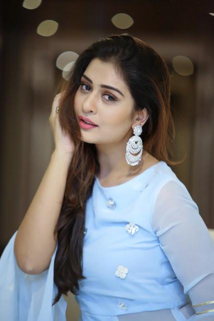 RX beauty wants Arjun Reddy..