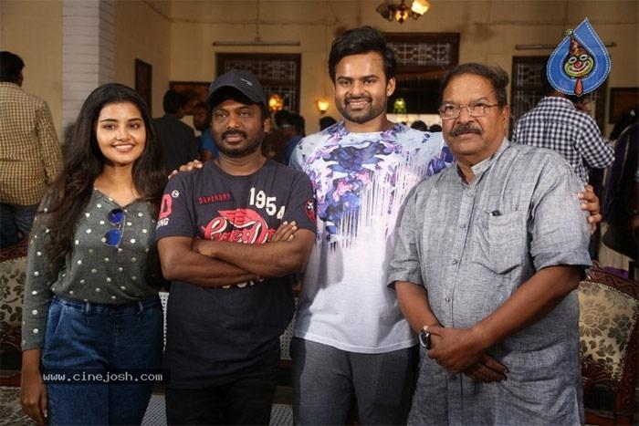 Sai Dharam Tej and Karunakaran Movie On location Meet Updates