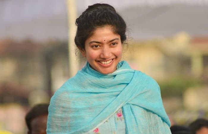 Sai Pallavi Decision on Dear Comrade.. Correct or Not?