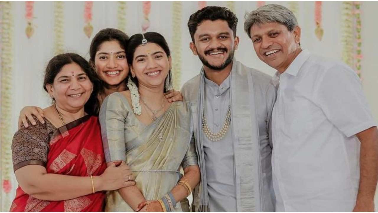Sai Pallavi lights up sister engagement 