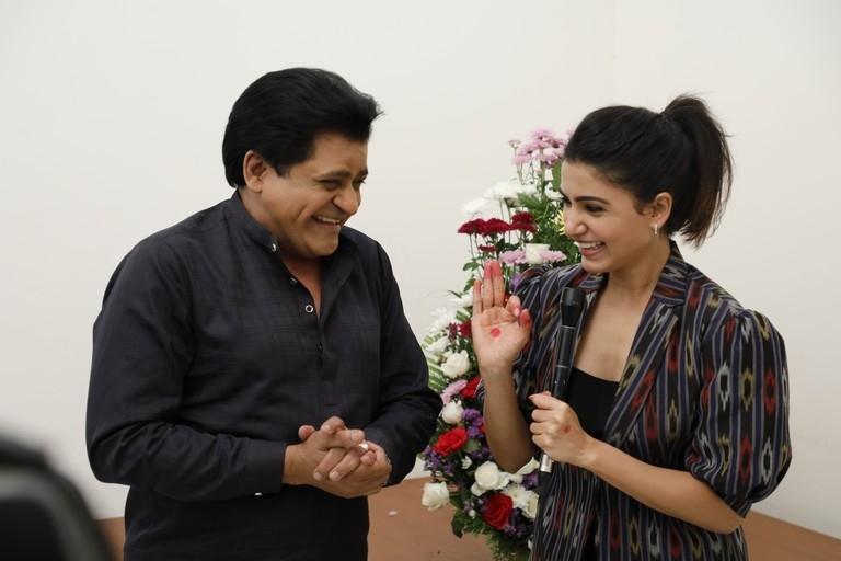 Samantha Launches Andharubagundali Andhulonenunali Movie Song