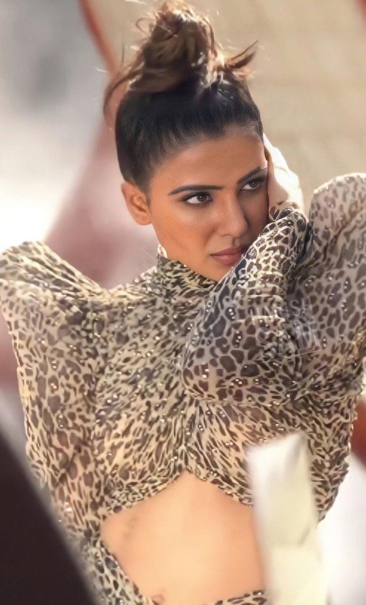 Samantha reaction on spending 25 crores