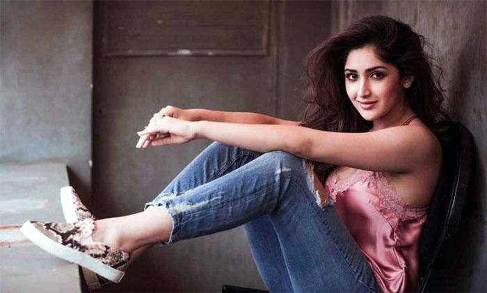 Sayyeshaa Saigal busy in Kollywood