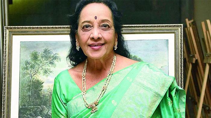 Senior Actress Jamuna Insulted By Young Hero