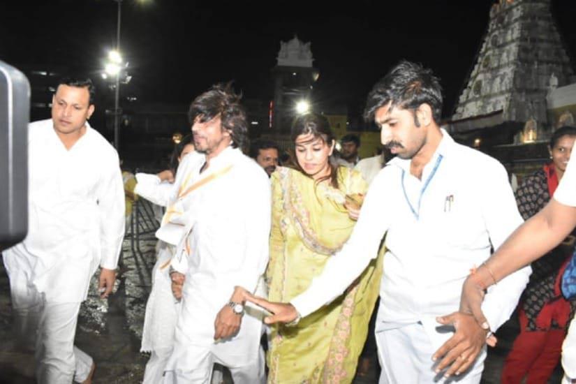 Shah Rukh Khan and Nayanatara at Tirumala 