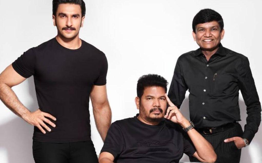 Shankar shocks Ram Charan Fans